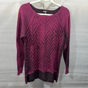 Women's Rock & Republic Round Neck Long Sleeve Burgundy Herring Bone Print